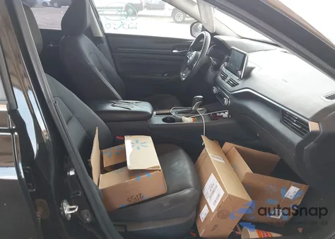 2019 Nissan Altima 2.5 S z USA, uszkodzony, nr VIN 1N4BL4BV7KC109515